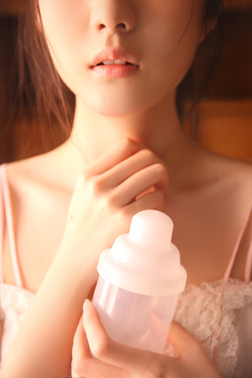 leyu.com-室内跳伞挑战赛：挑战引力的极限，室内跳伞设备多少钱