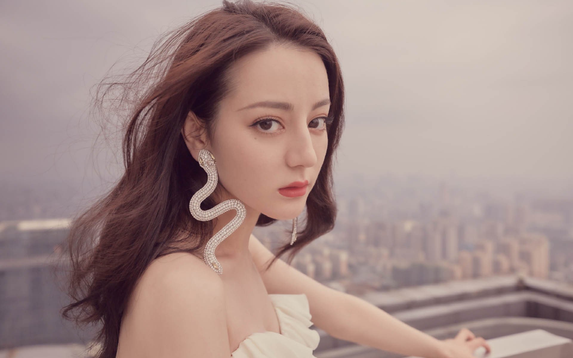 智能裁判引入深度学习算法，判罚更加精准公正，智能判案系统